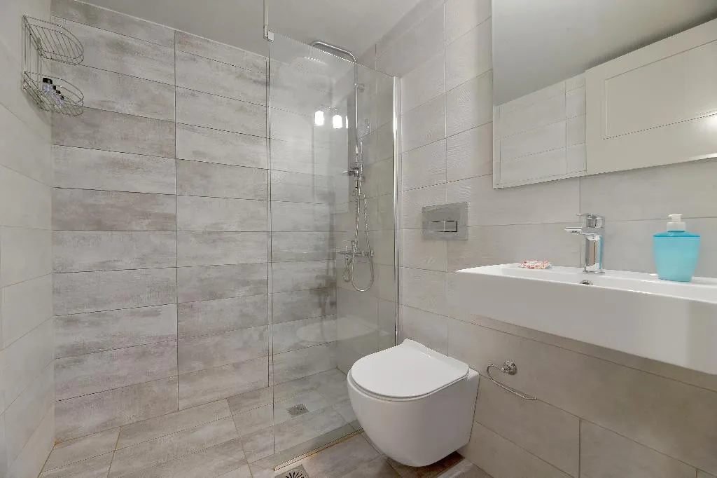 APARTMENT TWO BEDROOMS Room, ID Holiday Living, Athens
