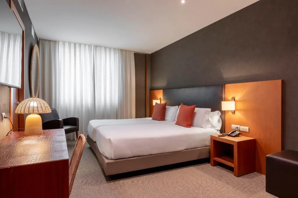 Double or Twin STANDARD Room, Hotel Sant Just, Barcelona