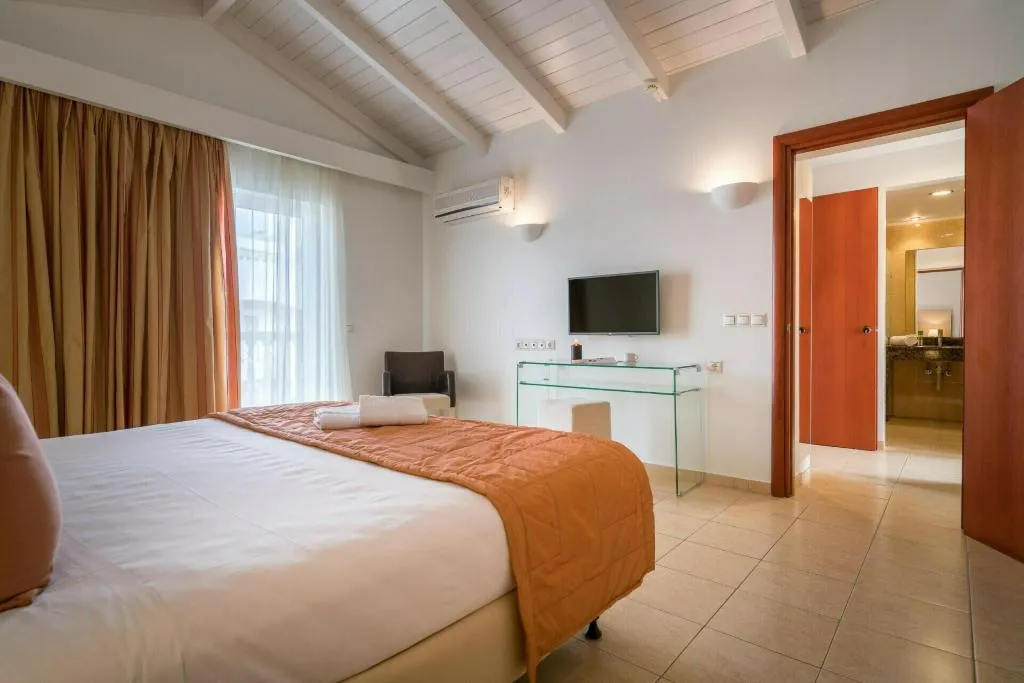 SUITE WITH BALCONY Room, Galaxy Beach Resort BW Premier Collection, Zante