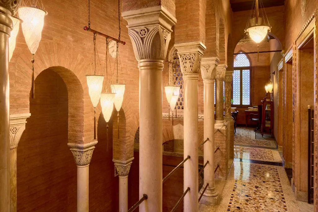 Lobby, Palazzo Stern, Venice