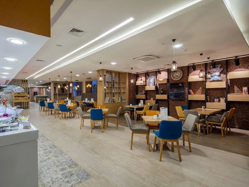 Restaurant, Holiday Inn Antalya Lara, Antalya