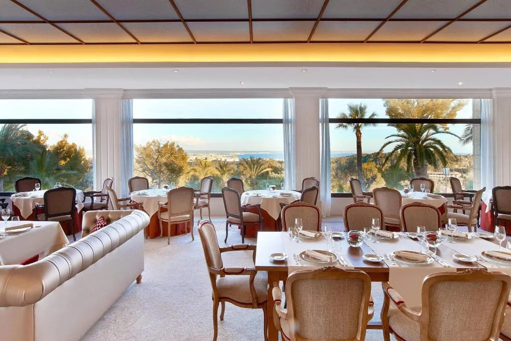 Restaurant, Castillo Hotel Son Vida, Majorca