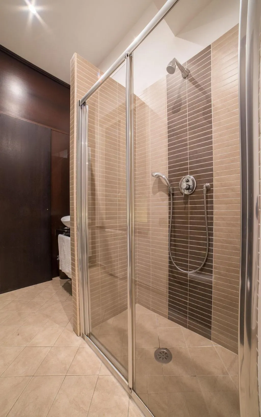 Room, Bed & Breakfast Chiaia 32, Naples
