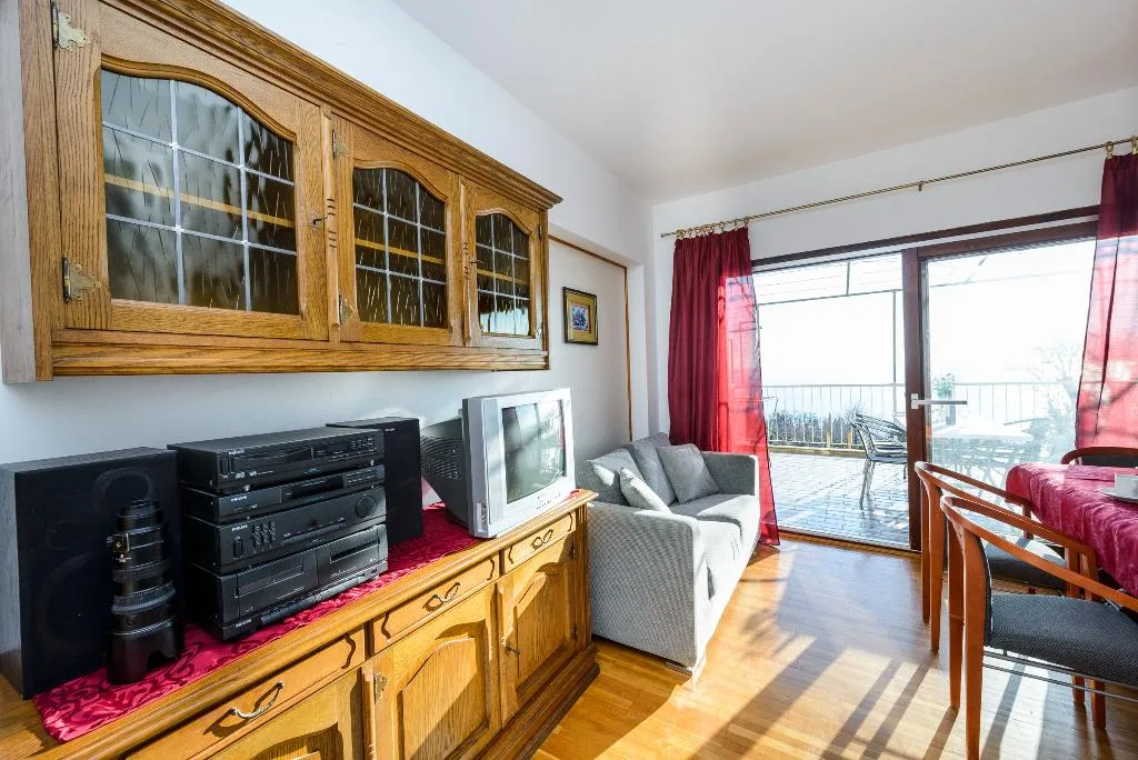 APARTMENT SEA VIEW WITH TERRACE Room, Apartments Matusko, Dubrovnik