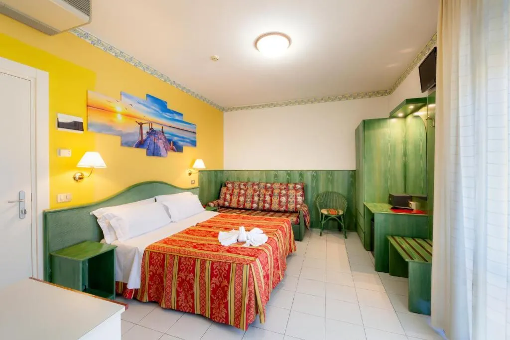 DOUBLE WITH BALCONY Room, Harrys, Venice