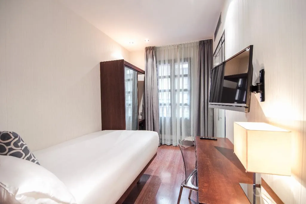 SINGLE STANDARD Room, Petit Palace Marques Santa Ana, Seville