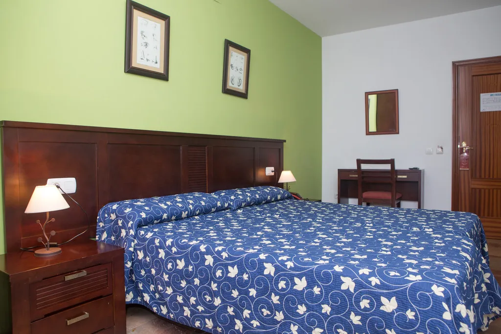 Double or Twin STANDARD Room, San Cayetano, Costa Del Sol