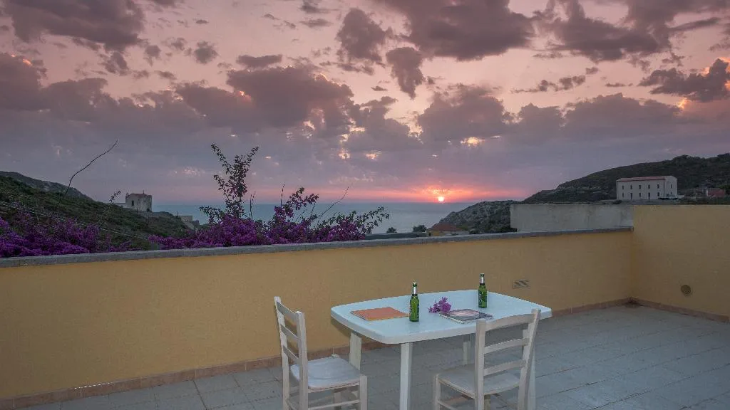 Terrace, Argentiera Inn Hotel & Hostel, Cagliari
