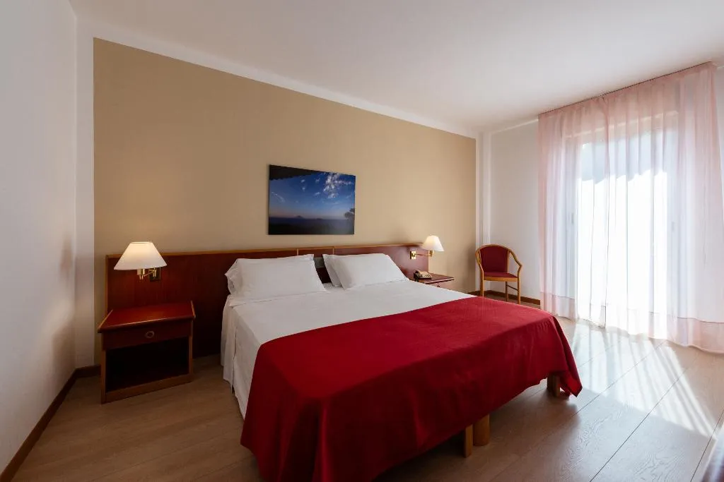 Double or Twin STANDARD Room, Hotel & Resort Torre Normanna, Palermo