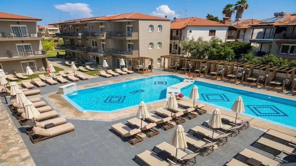 Pool, Royal Hotel and Suites, Halkidiki