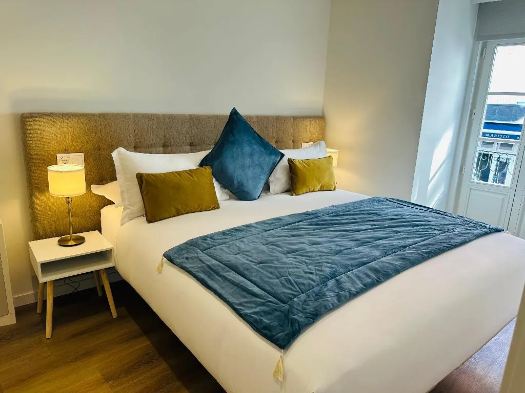 APARTMENT ONE BEDROOM ONE BATHROOM Room, Rossio Garden Suites, Lisbon