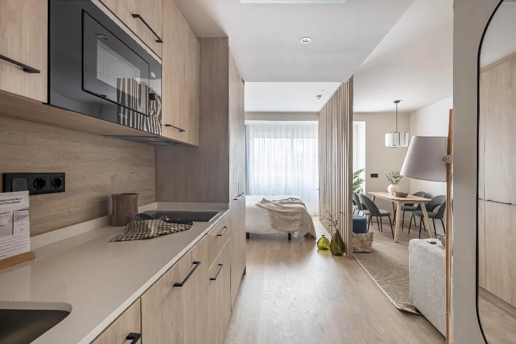 STUDIO CAPACITY 4 Room, Libere Madrid Chamberi, Madrid