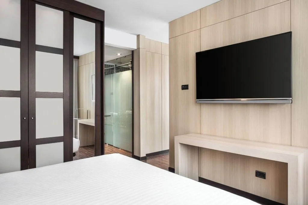 DOUBLE QUEEN SIZE BED Room, AC Firenze, Florence