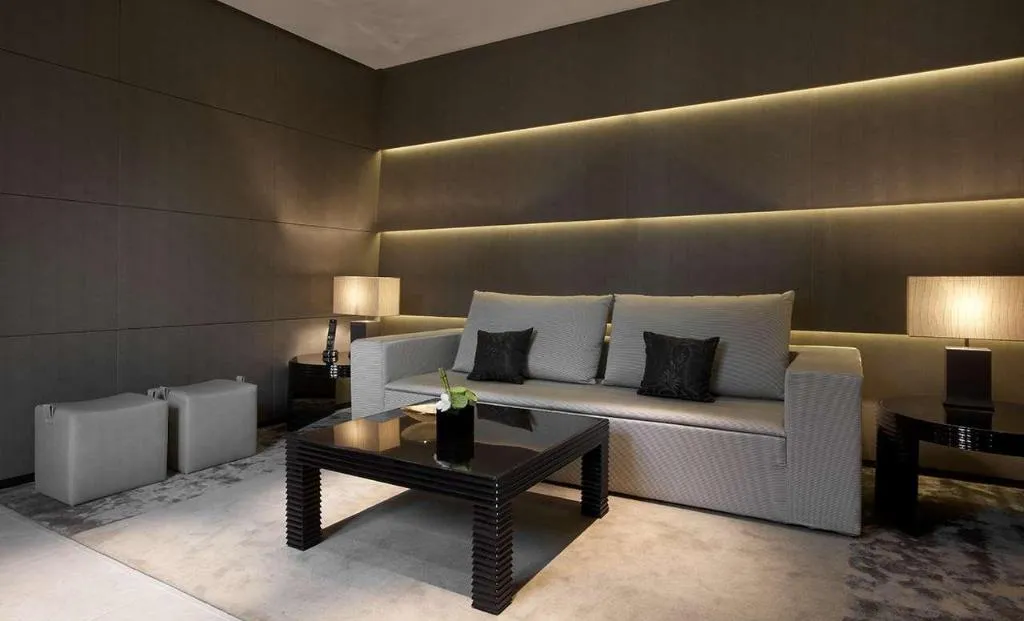 Room, Armani Hotel Milano, Milan