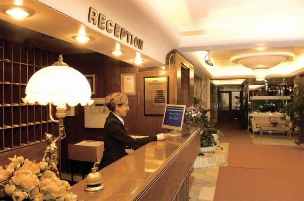 Lobby, Yumukoglu Izmir, Izmir