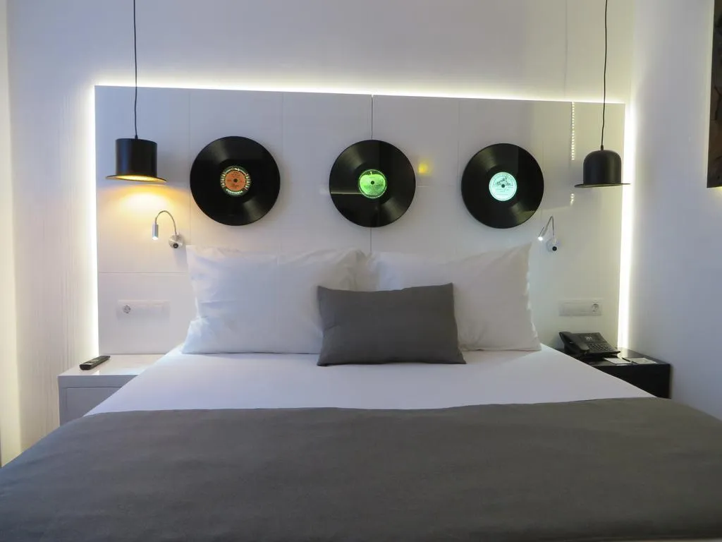 FAMILY ROOM STANDARD Room, Evenia Rocafort, Barcelona