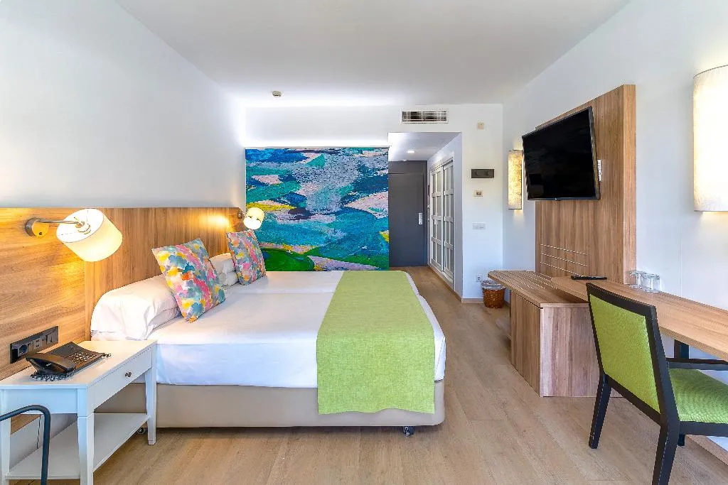 Double or Twin SUPERIOR GARDEN VIEW Room, Costa Calero Thalasso& Spa, Lanzarote