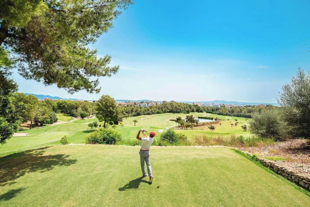 Sports and Entertainment, The St. Regis Mardavall Resort, Majorca