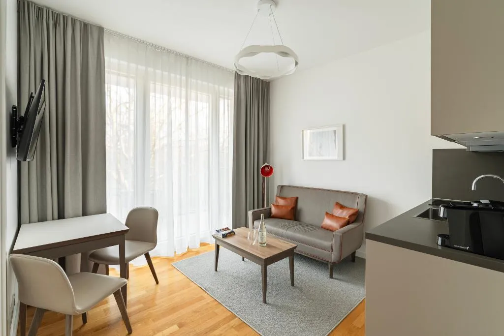 APARTMENT DELUXE ONE BEDROOM Room, High Park am Potsdamer Platz, Berlin
