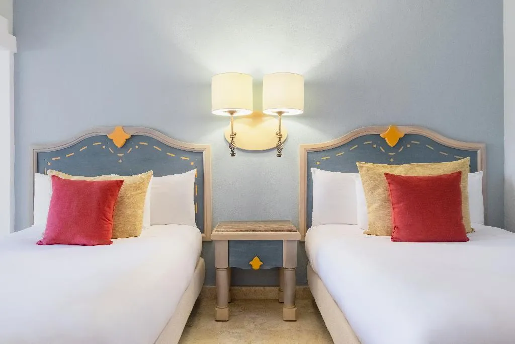JUNIOR SUITE STANDARD Room, Iberostar Waves Paraiso del Mar All Inclusive, Cancun Area