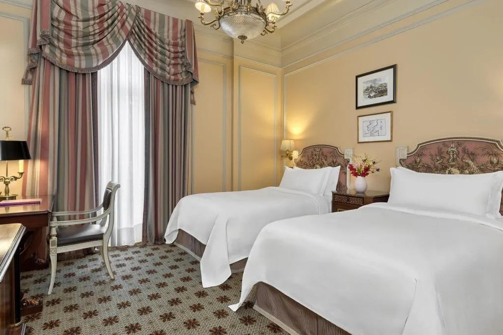 TWIN DELUXE CITY VIEW Room, Grande Bretagne, A Luxury Collection Hotel, Athens