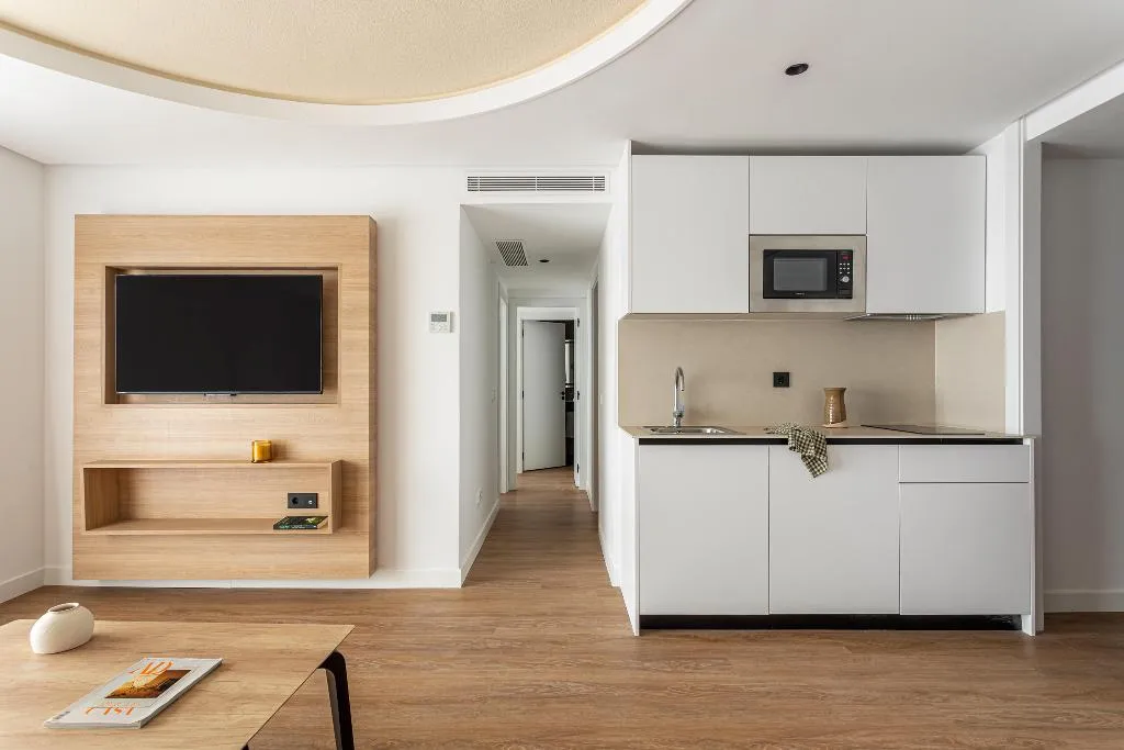 APARTMENT TWO BEDROOMS Room, B48 Valencia Feria, Valencia