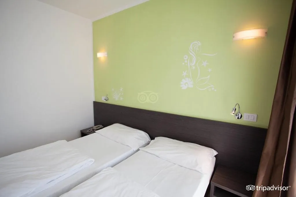Room, Ca' del Moro, Venice
