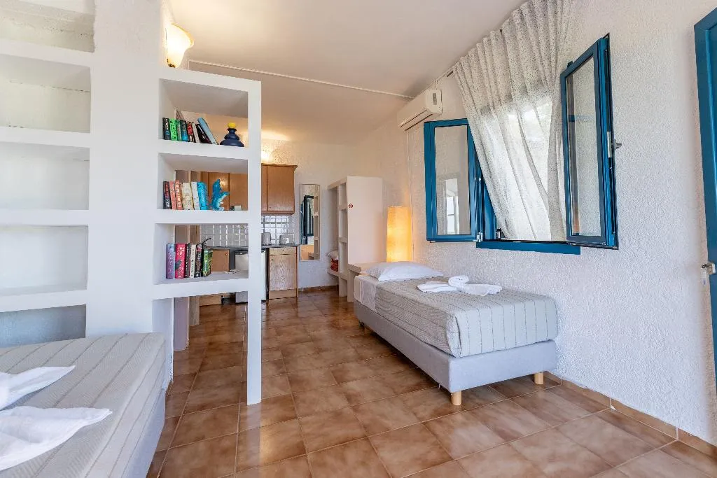 APARTMENT SEA VIEW WITH TERRACE Room, Metaxatos Apartments, Kefallinia