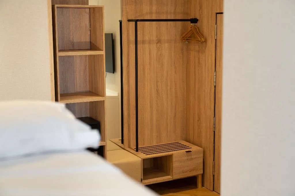 QUADRUPLE STANDARD Room, Petit Palace Chueca, Madrid