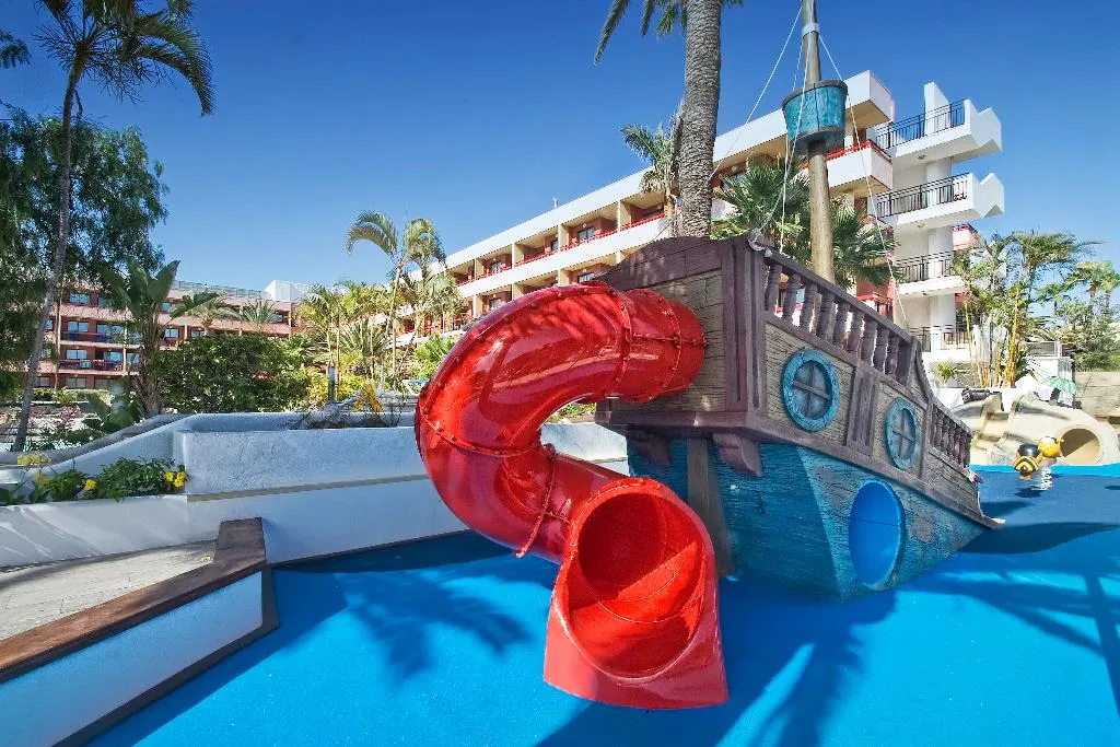 Sports and Entertainment, Alexandre La Siesta, Tenerife