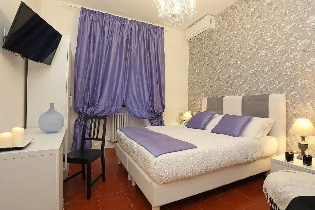 Room, Casa Ponte Sisto, Rome