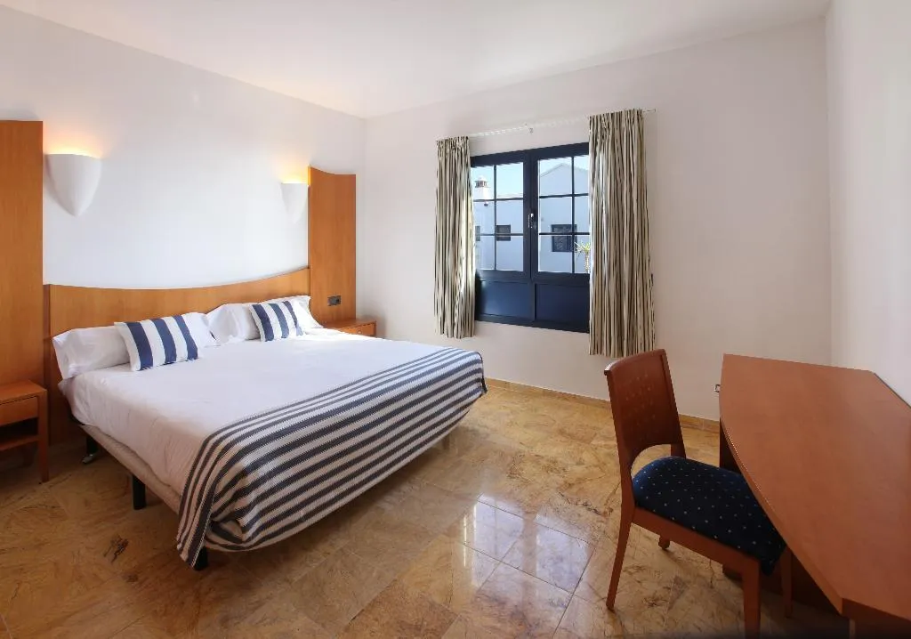 VILLA TWO BEDROOMS Room, Vik  Coral Beach, Lanzarote