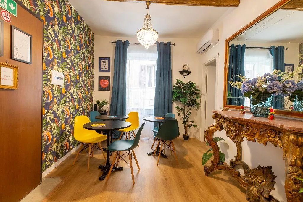DOUBLE SUPERIOR Room, Guest House Ventisei Scalini A Trastevere, Rome