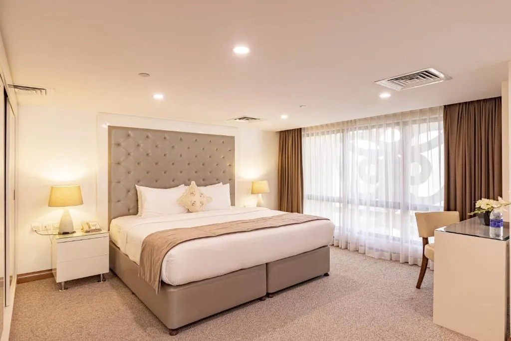 APARTMENT LOFT Room, Roda Amwaj Suites Jumeirah Beach Residence, Dubai