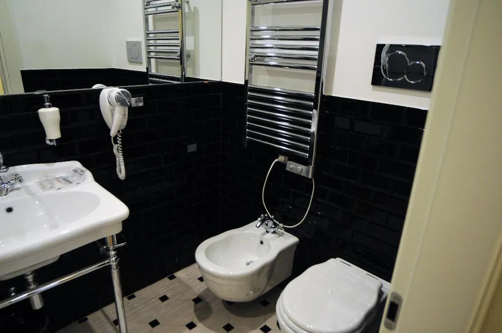 Room, Magia A Trilussa, Rome