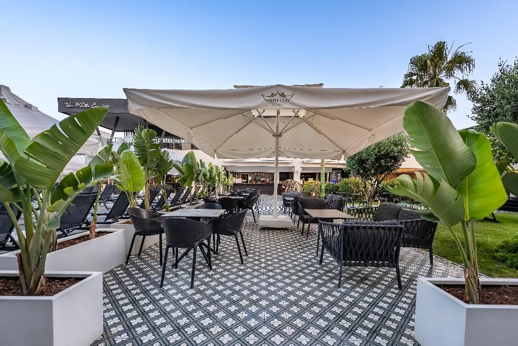 Terrace, White City Resort Hotel, Antalya