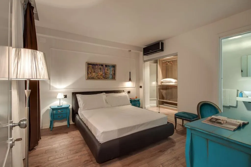 Room, Residenza d'Epoca Borgo Albizi, Florence