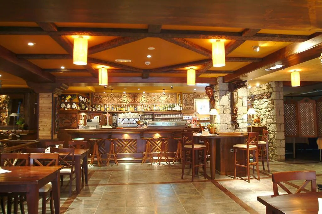 Bar, Hospital de Benasque, Barcelona