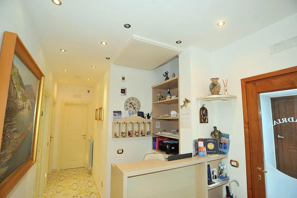 Lobby, Villa Adriana Amalfi B&B, Naples