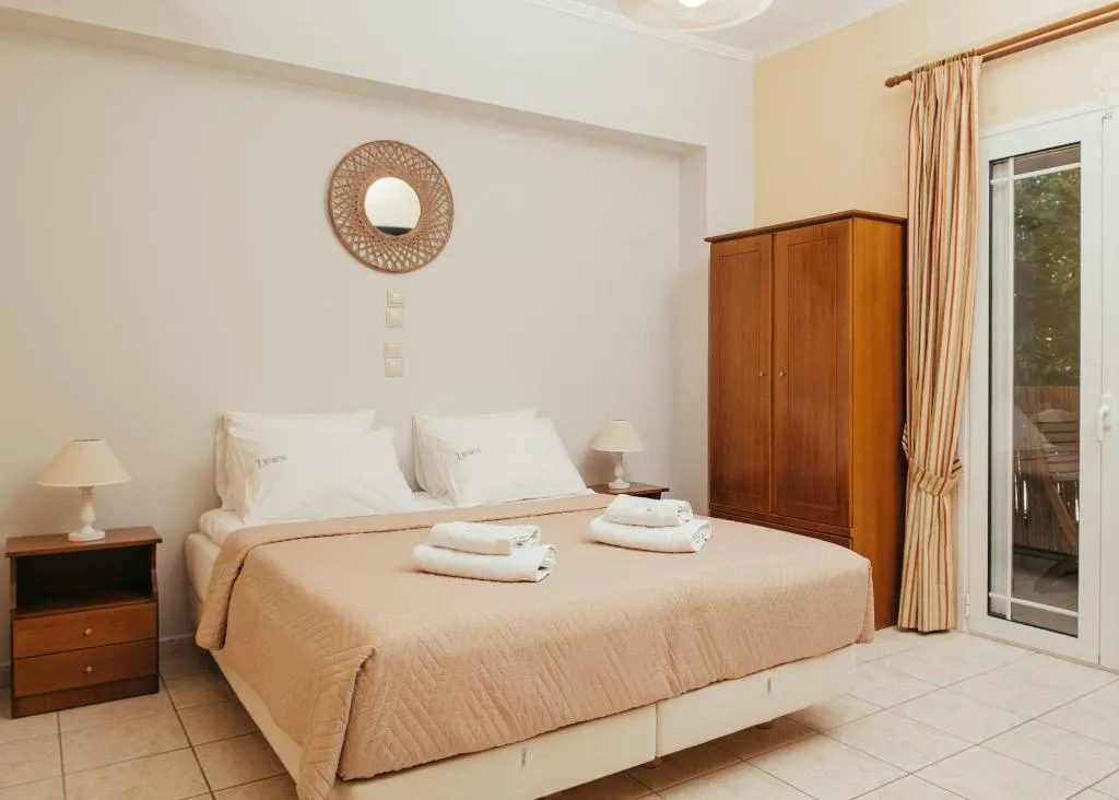 Room, Lithies Studios & Apartments, Zante