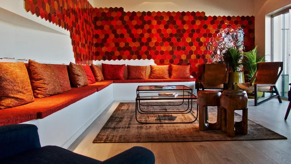 General view, Spot Family Suites, Porto