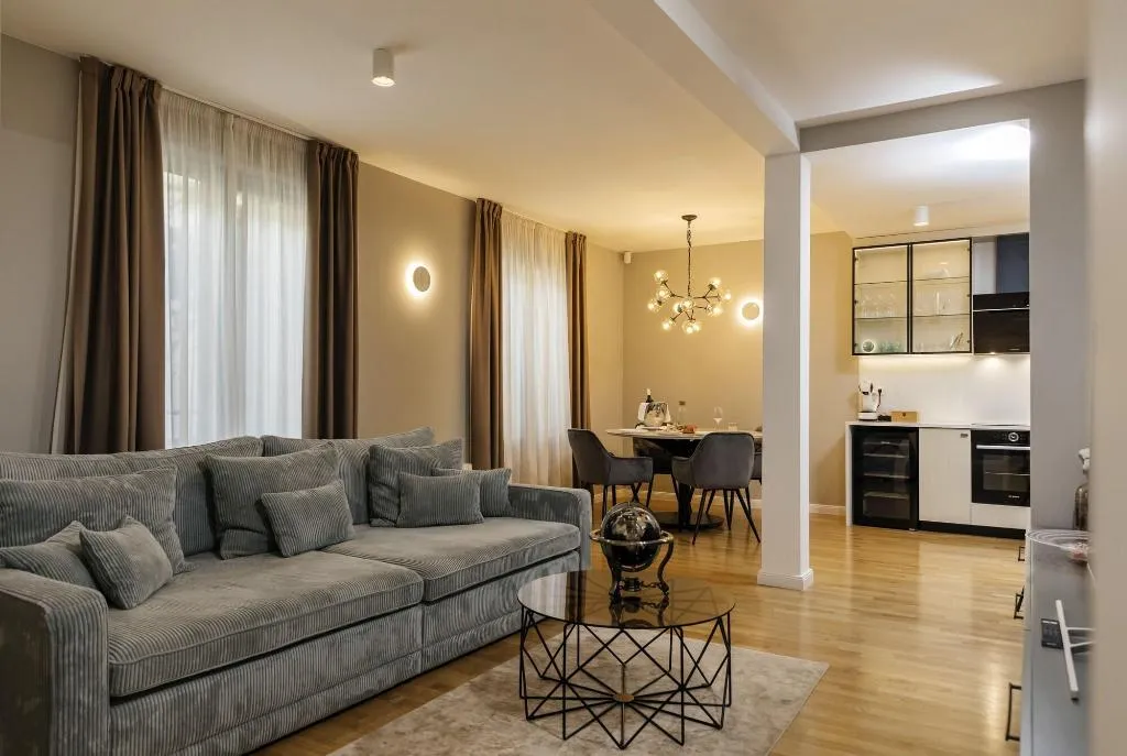 Room, Armerun Heritage Hotel & Residences, Split