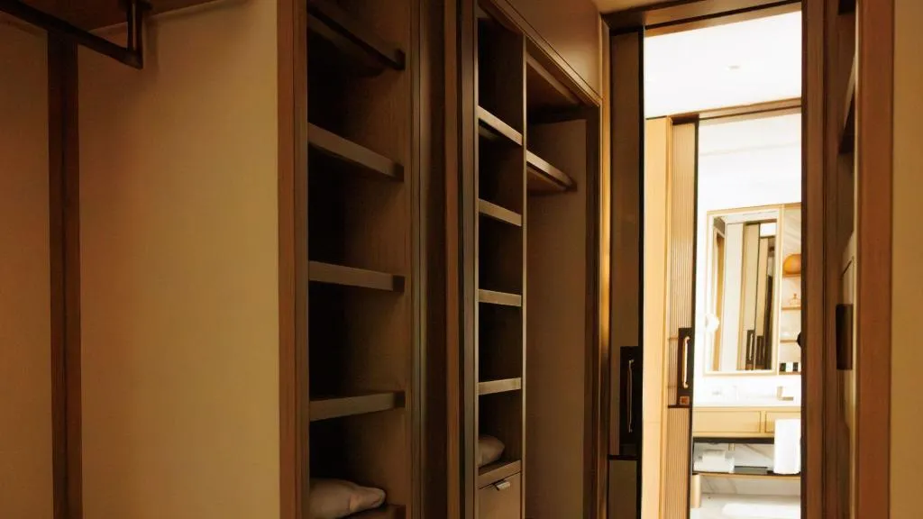 FAMILY ROOM OCEAN VIEW ONE BEDROOM Room, Jumeirah Marsa Al Arab, Dubai