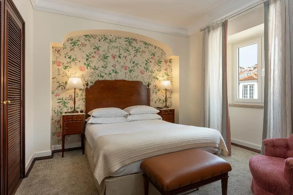 Double or Twin STANDARD Room, As Janelas Verdes, Lisbon