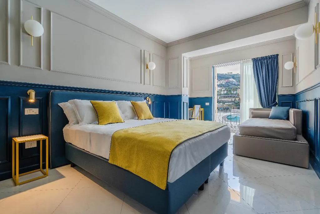 DOUBLE EXECUTIVE Room, Mary Hotel, Naples