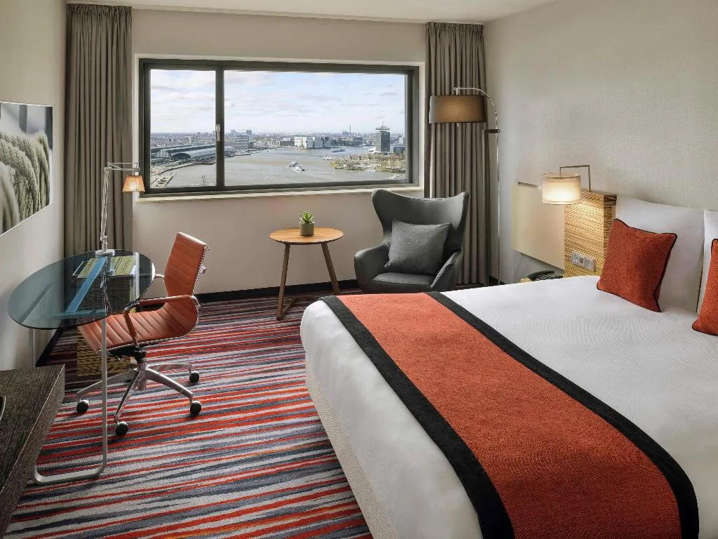 FAMILY ROOM CONNECTING ROOM Room, Movenpick Hotel Amsterdam City Centre, Amsterdam