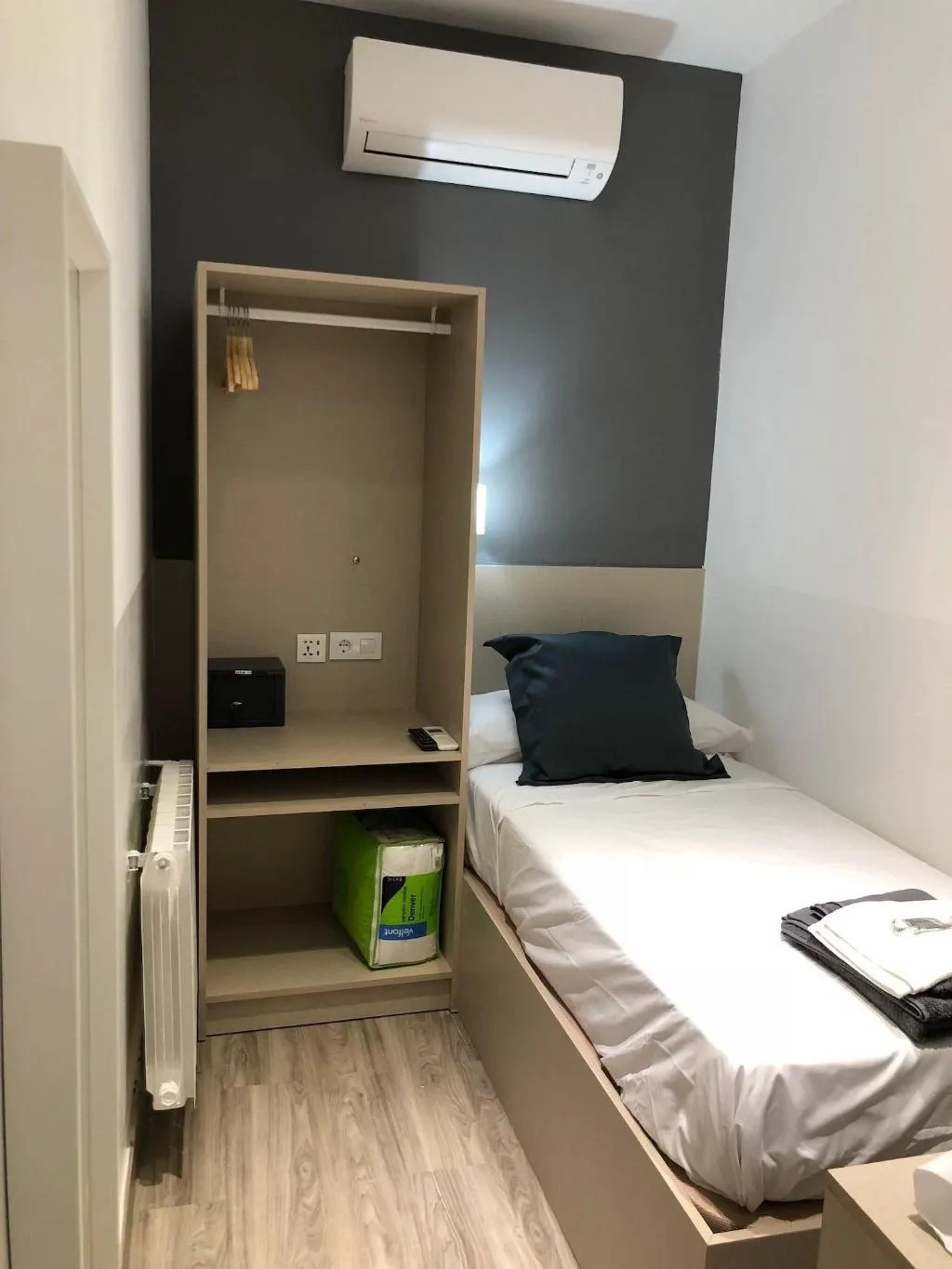 Room, Hostalin Madrid Atocha, Madrid