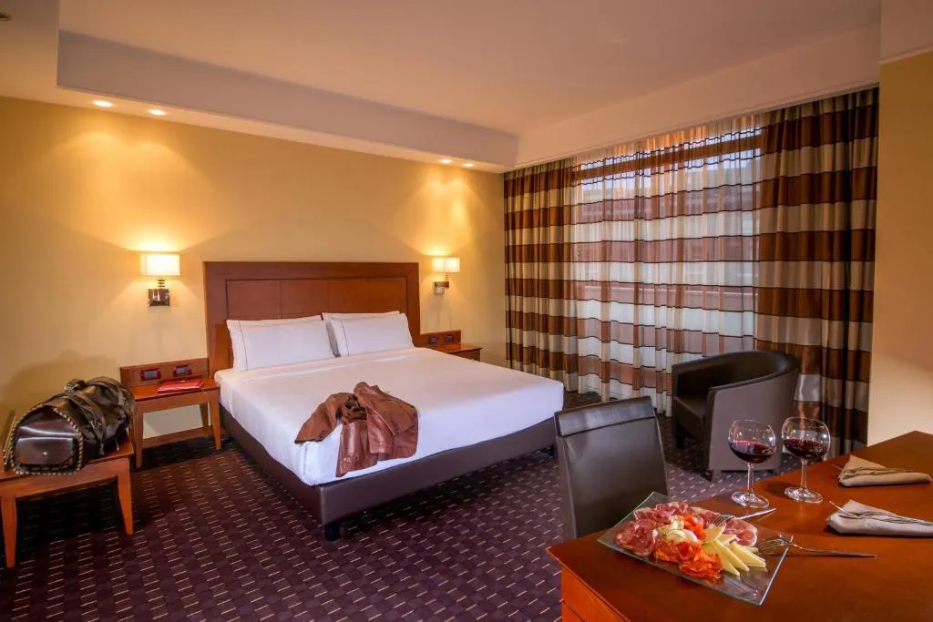 Double or Twin STANDARD Room, Hotel Capannelle, Rome