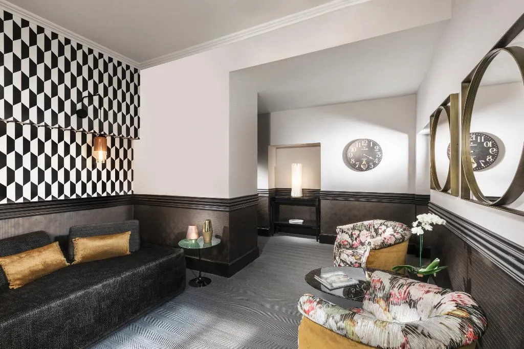 APARTMENT SUPERIOR CAPACITY 4 Room, Manfredi Luxury  Apartments, Rome