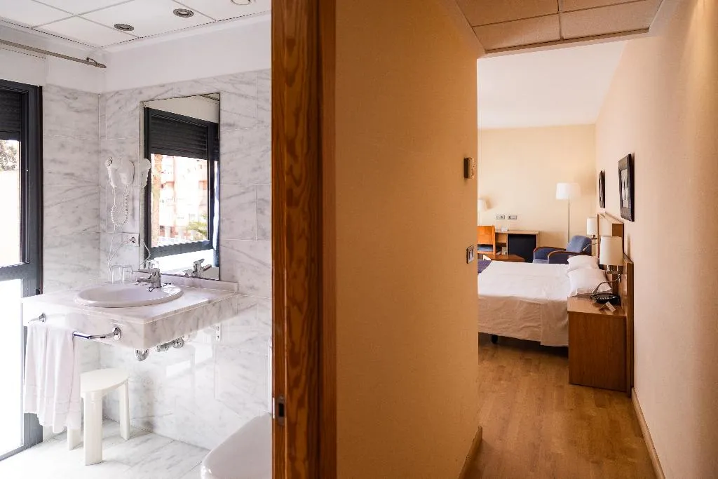 Double or Twin CAPACITY 3 Room, Villa San Juan, Costa Blanca